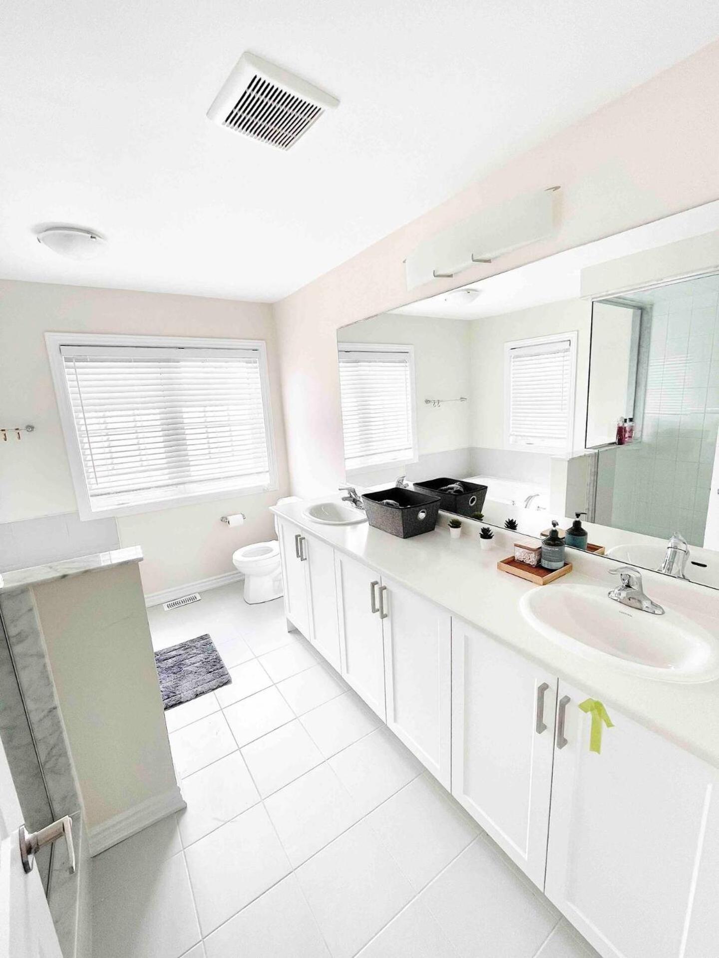Large 5 Bedroom Newly Built Home Sleeps 12 Persons Thorold Εξωτερικό φωτογραφία